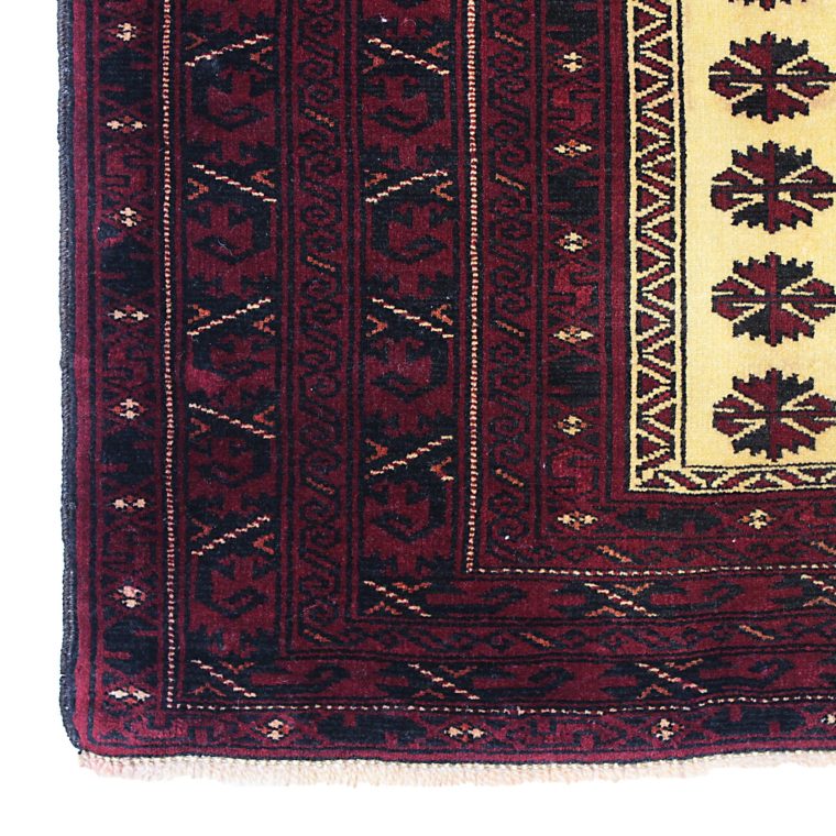 WZCS-21　バルーチ産ペルシャ絨毯　137×102cm