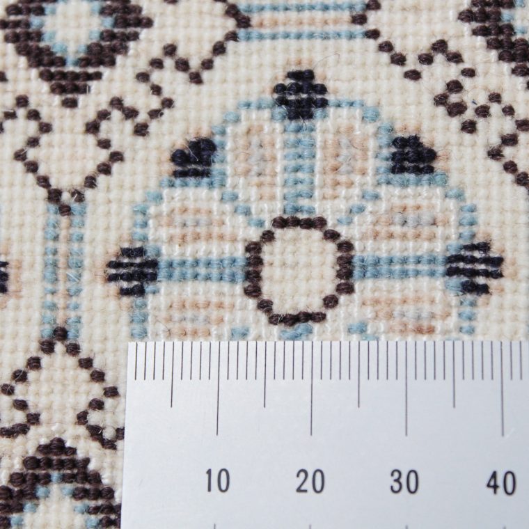 WNMP-33　ナイン産ペルシャ絨毯　200cm円形